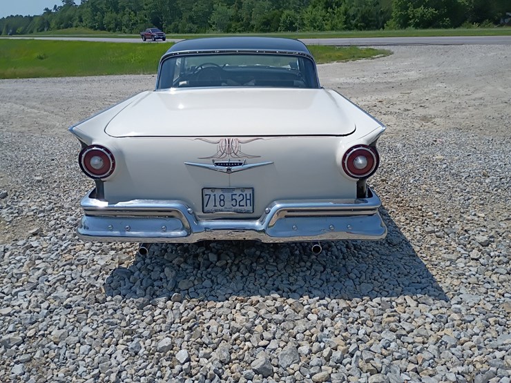 1957-ford-500-image-7