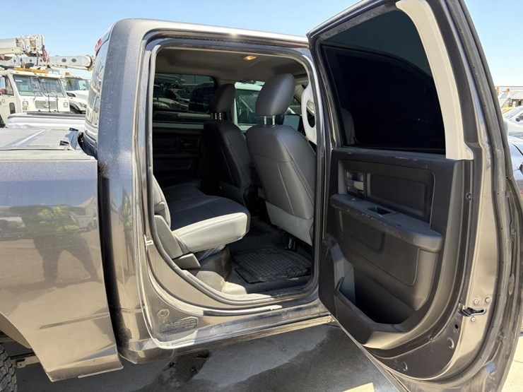 2016-dodge-ram-1500-image-10