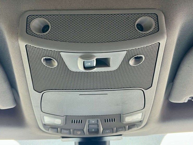 2017-ford-f250-lariat-image-46