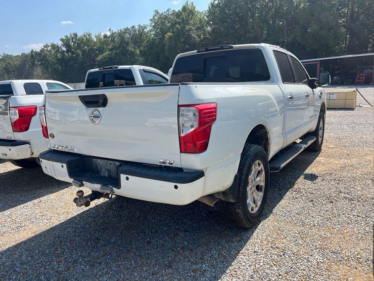 2018-nissan-titan-image-6