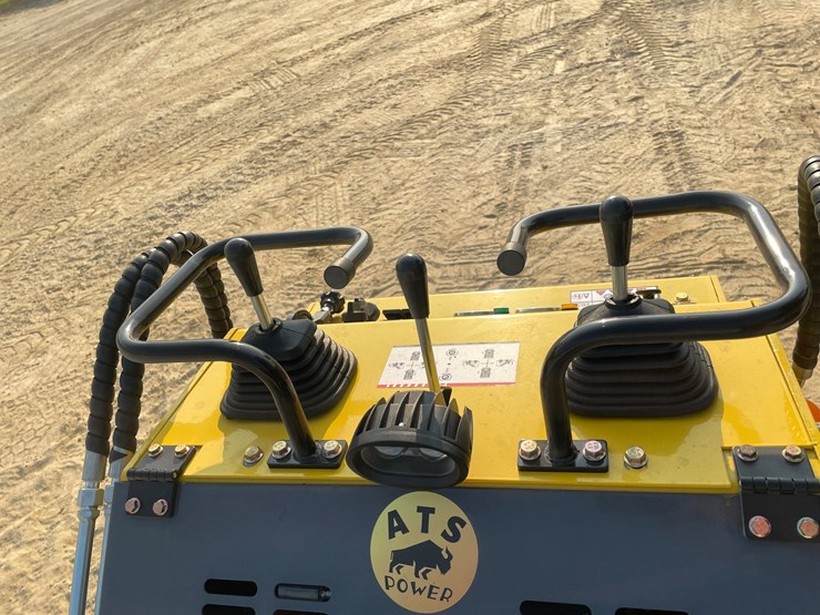 #411-•-ats-power-mini-skid-steer-loader-image-11
