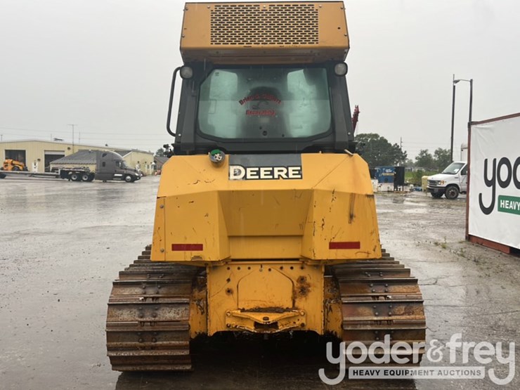 2016-deere-550k-image-5