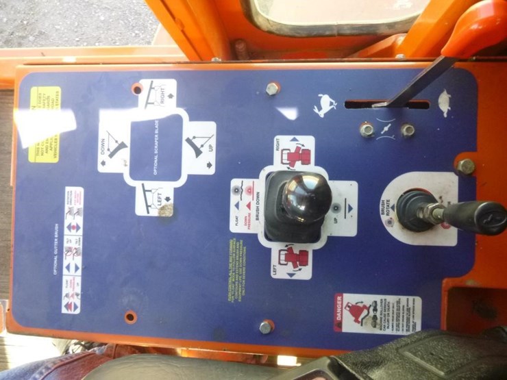 2019-broce-rc350-image-12