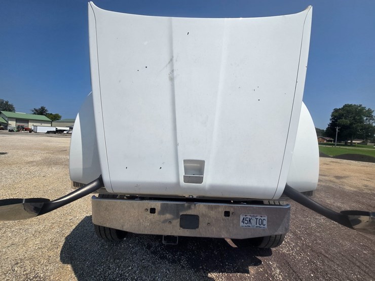 2019-kenworth-t880-image-59