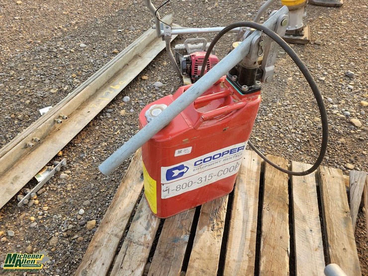 high-pressure-hydraulic-hand-pump-image-3
