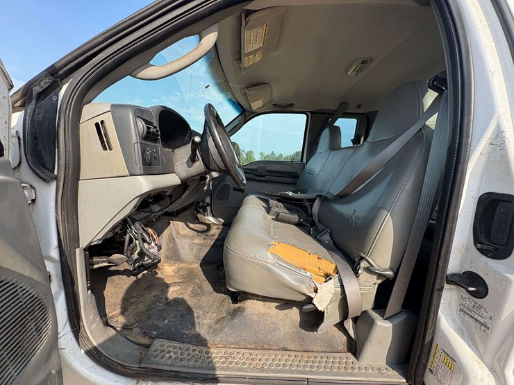 2007-ford-f250-image-17