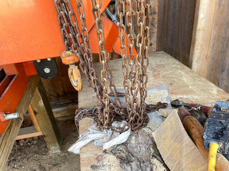 #7971-•-(2)-chain-hoists-image-5