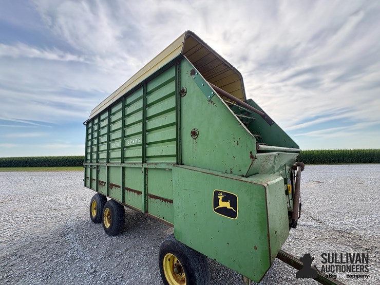 john-deere-716-image-19