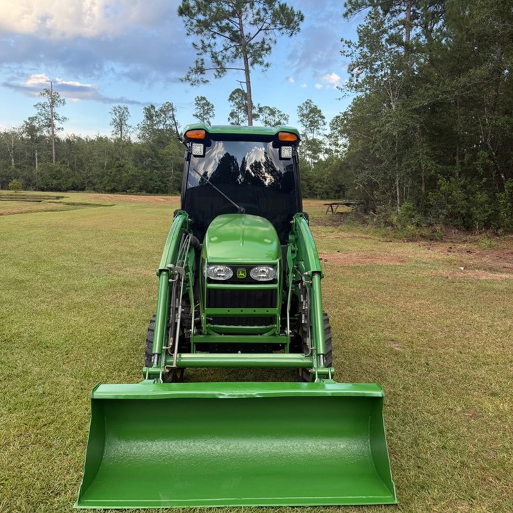 JOHN DEERE 3520