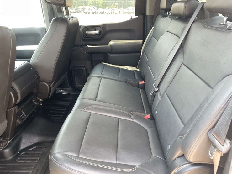 2019-chevrolet-silverado-1500-image-15
