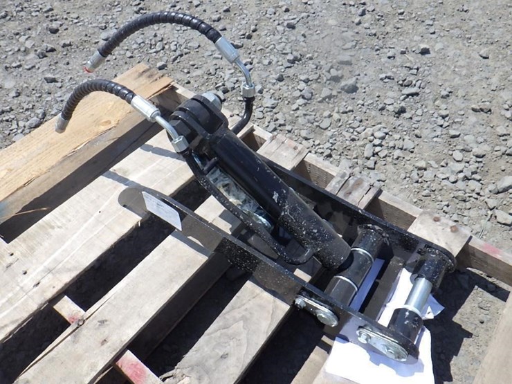 tpm-hydraulic-excavator-thumb-image-1