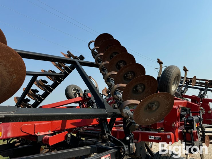 2013-case-ih-870-disc-ripper-image-13