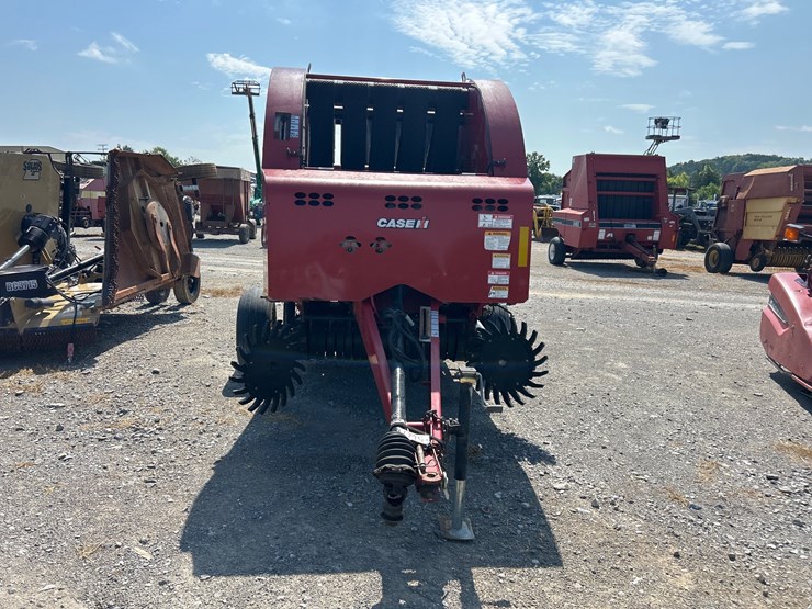 2017-case-ih-rb455a-image-3
