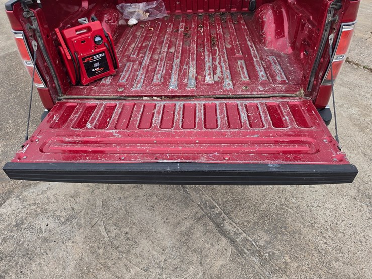 2011-ford-f150-image-63