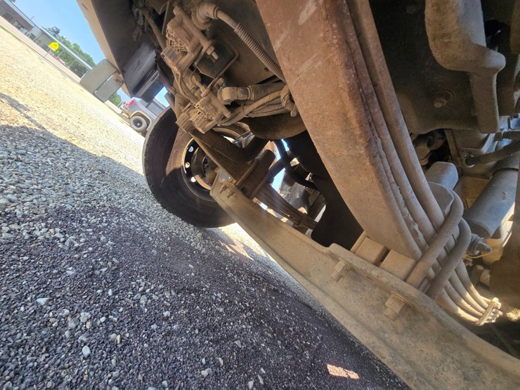 2019-kenworth-t880-image-55