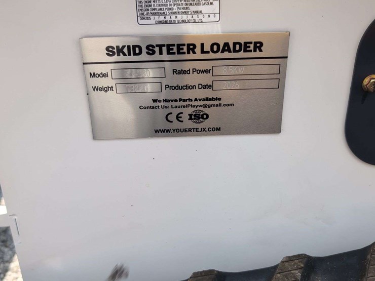 zjg-mini-skid-steer-loader-zj-380-(white)---15hp-image-7
