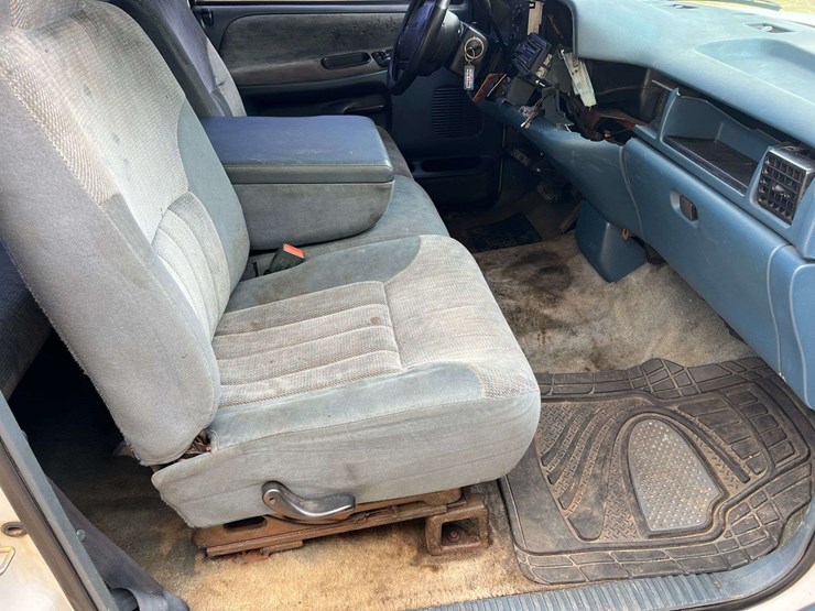 1997-dodge-ram-3500-image-32