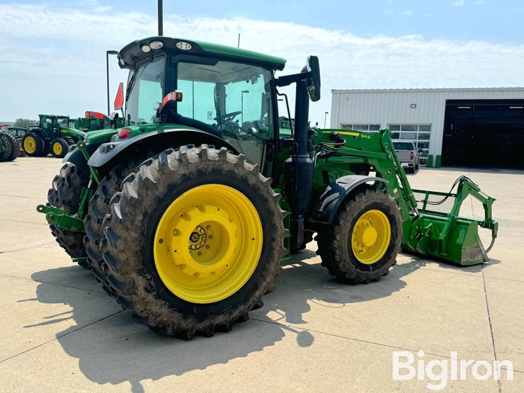 2023-john-deere-6r-155-image-5