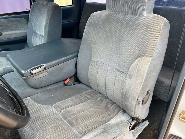 1997-dodge-ram-3500-image-30