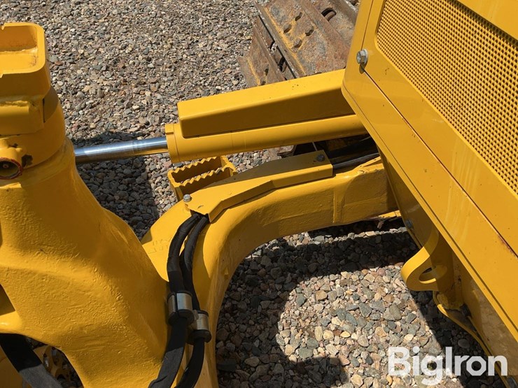 2025-komatsu-d39px-24-image-18