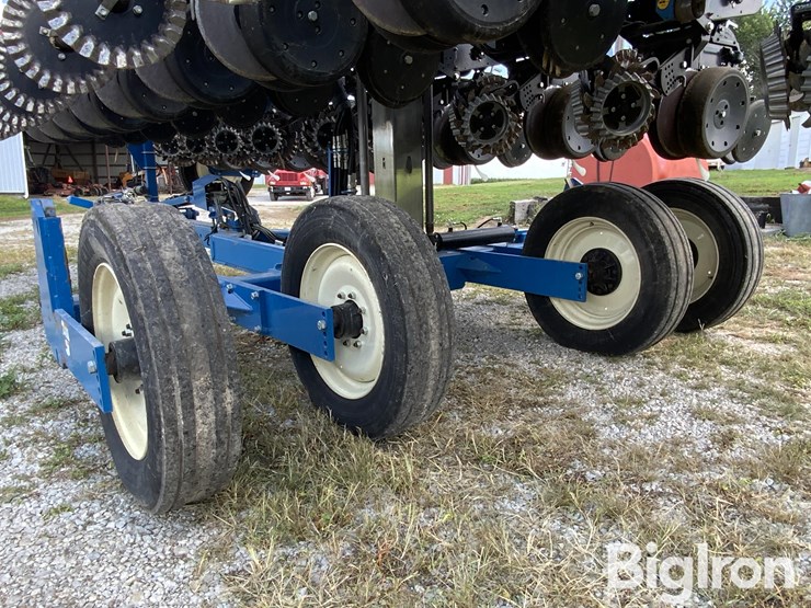 2020-kinze-3600-image-19