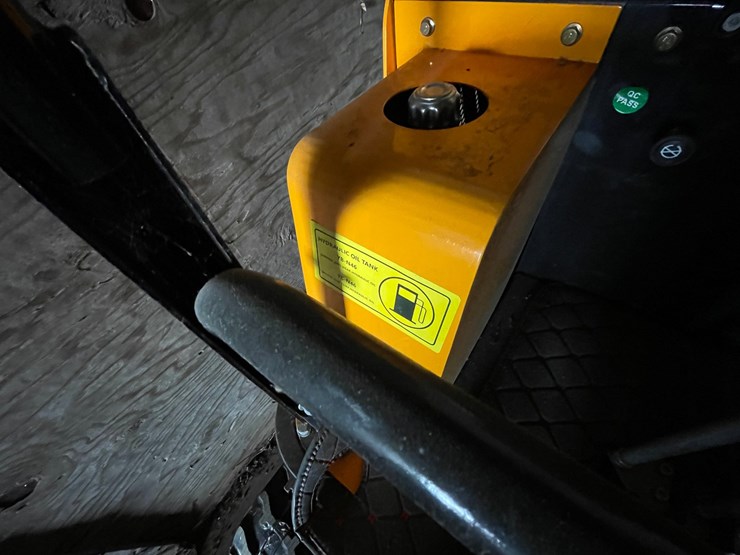#9731-•-future-mini-excavator-image-22