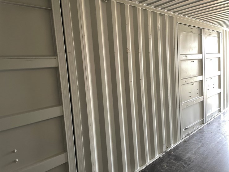 #403-•-40'-high-cube-multi-door-shipping-container-image-19