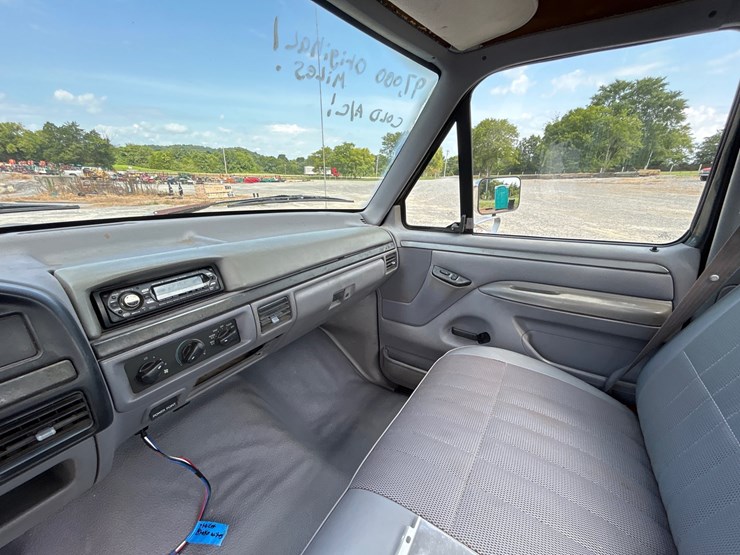 1995-ford-f350-image-12