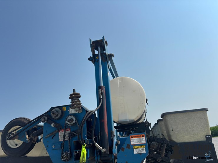 kinze-2600-image-9