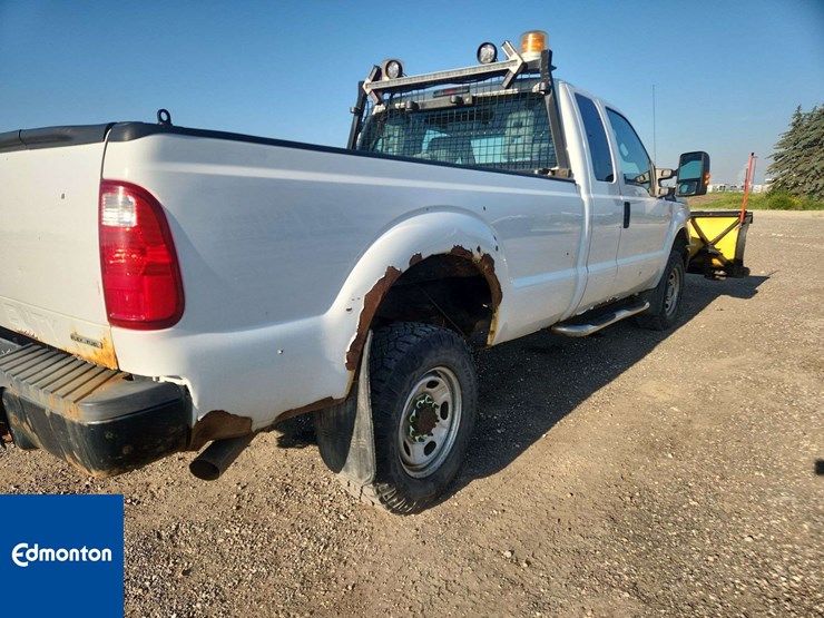 2012-ford-f350-image-40