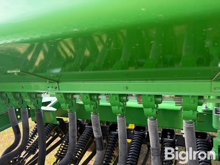 2020-john-deere-455-image-15