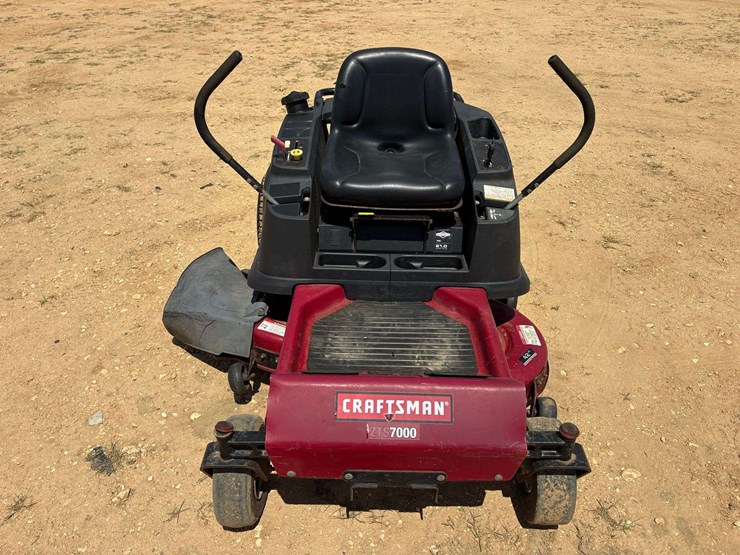 craftsman-zt-42"-zero-turn-mower-image-5