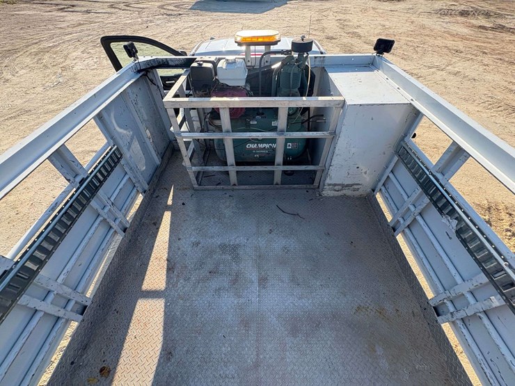2021-chevrolet-silverado-3500-image-27