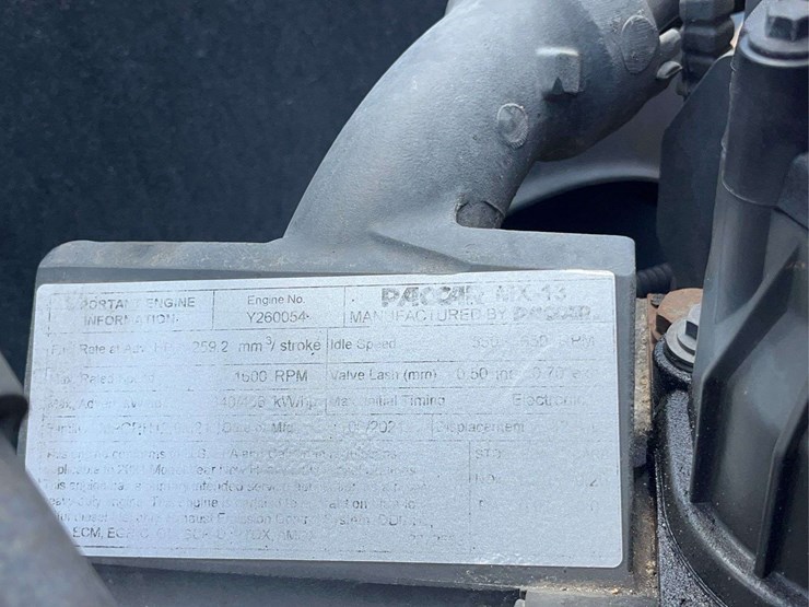 2022-kenworth-t680-image-36