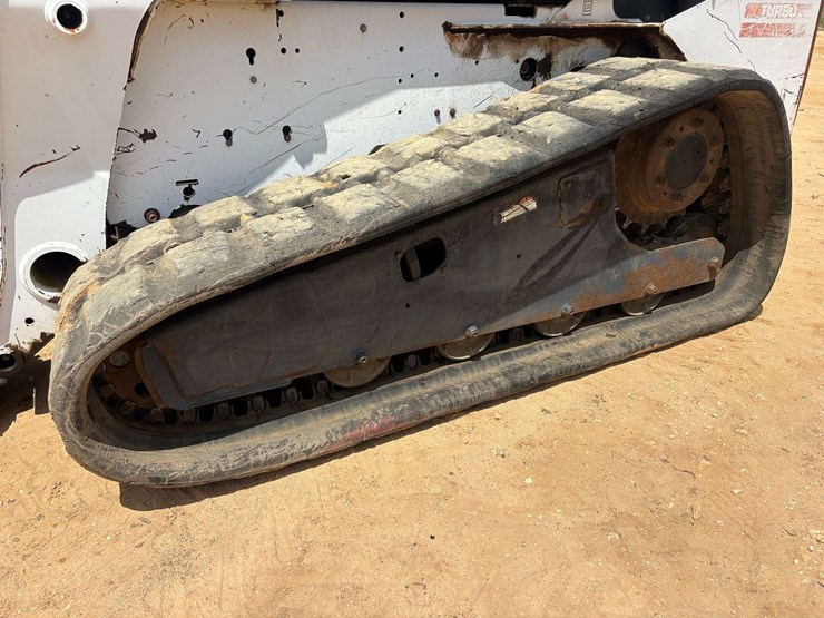 bobcat-t300-image-17
