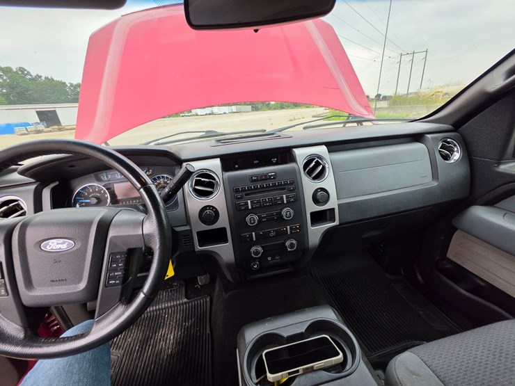 2011-ford-f150-image-32