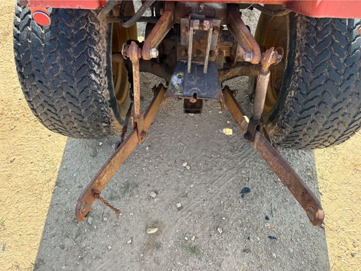 massey-ferguson-1010-image-16