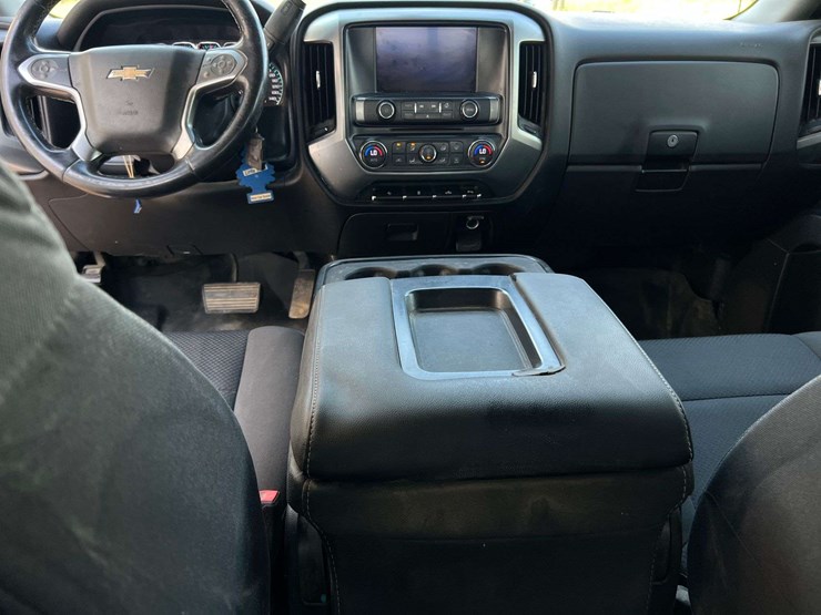 2017-chevrolet-silverado-1500-image-37