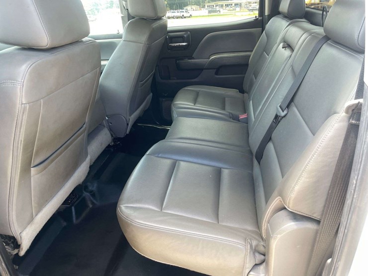 2018-chevrolet-silverado-1500-image-14
