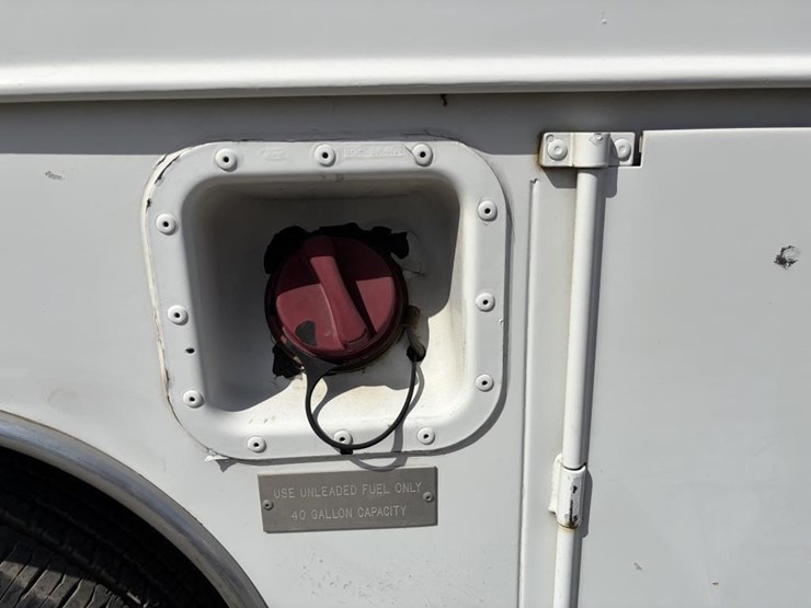 2001-ford-f350-image-6