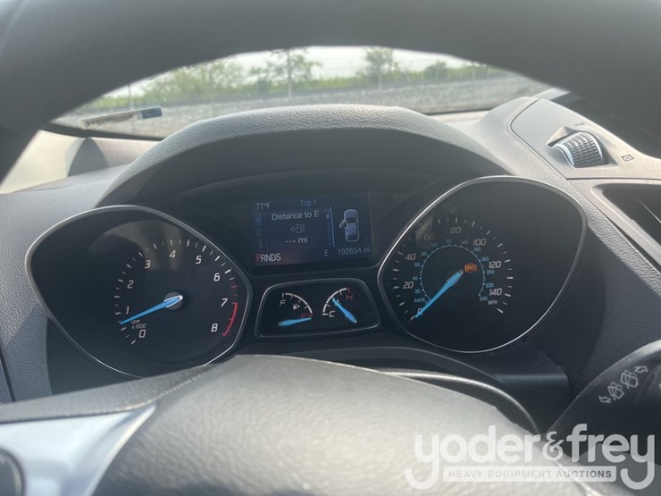 2014-ford-escape-image-17