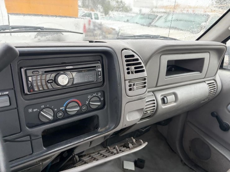 1997-chevrolet-k2500-image-17