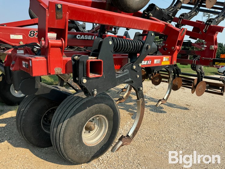2013-case-ih-870-disc-ripper-image-17
