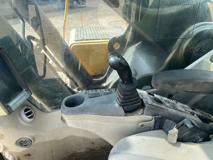 volvo-ec290cl-image-12