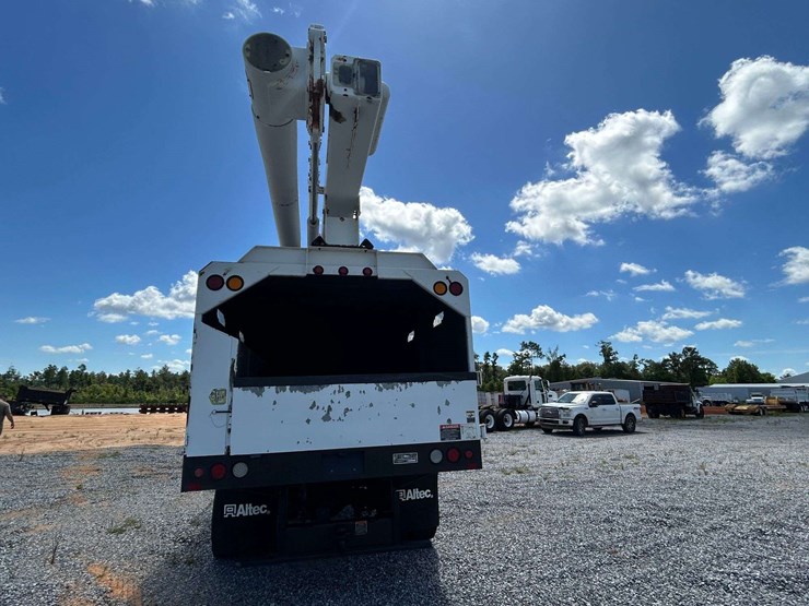 2011-international-durastar-4300-image-8
