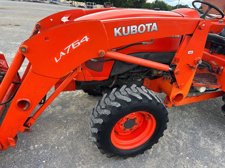 kubota-l4600-image-8
