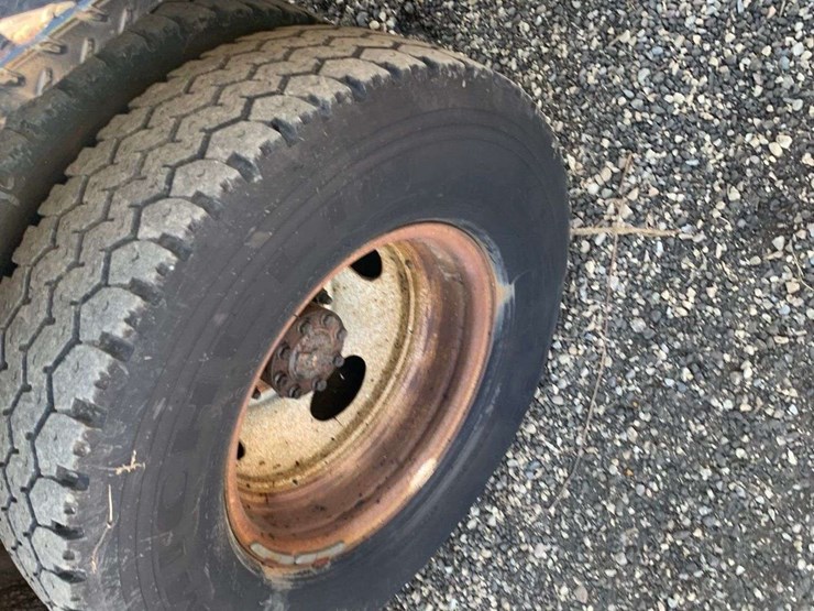 1999-ford-f350-image-9