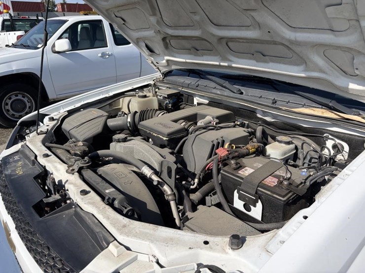2011-chevrolet-colorado-image-9