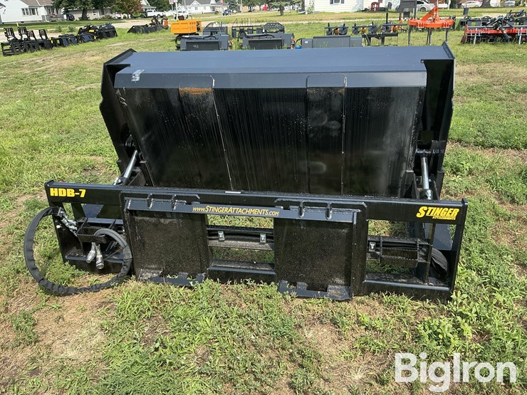 stinger-hdb-7-hydraulic-dump-bucket-image-6