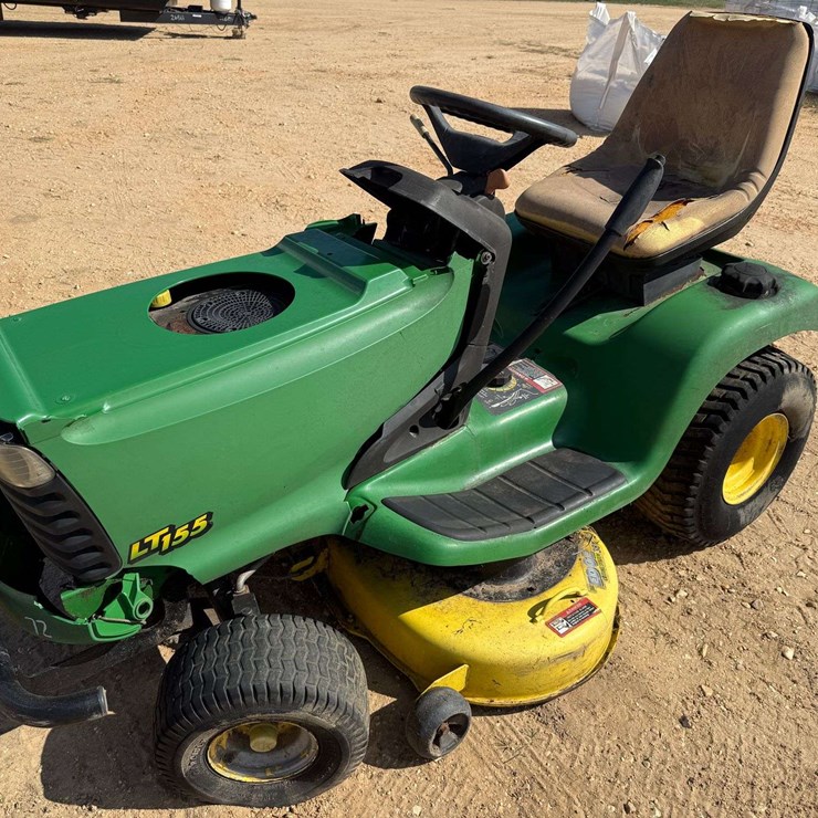JOHN DEERE LA